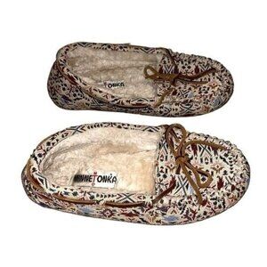 Minnetonka Britt Trapper Multicolor Tribal Print Boho Moccasin Slippers Size 6